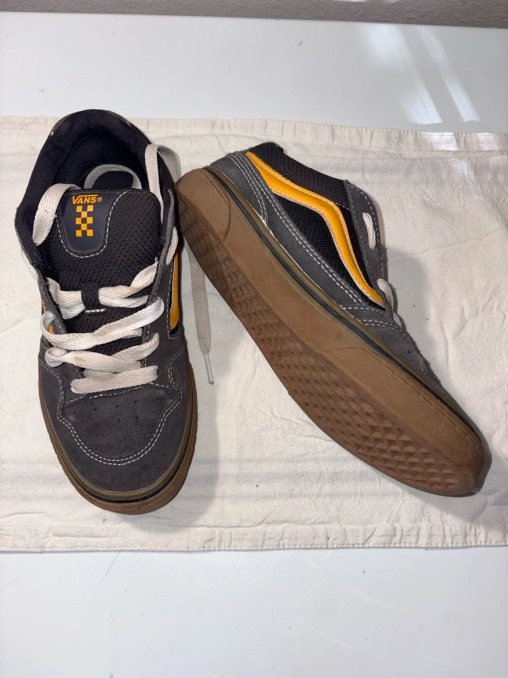 Vans Kids Black Low-Top Sneakers with Yellow Side Stripe - Picture 2 of 5